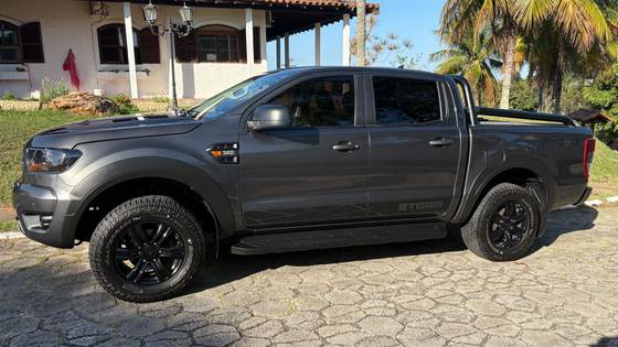 FORD RANGER 3.2 STORM 4X4 CD 20V DIESEL 4P AUTOMÁTICO